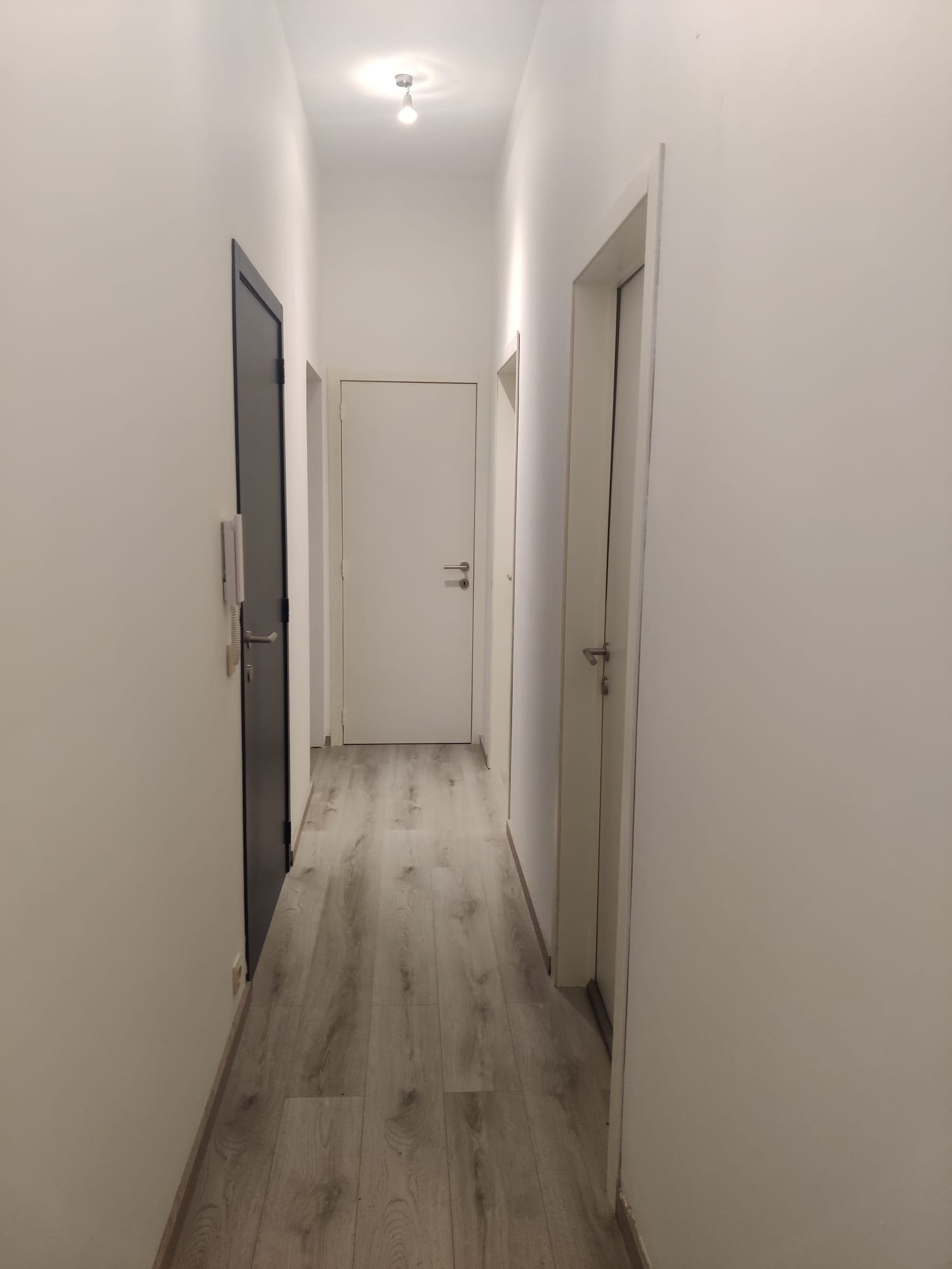 Professional Apartment in Mons, Belgium - 3 bedrooms for 6 persons - Reference M-03 - Image 1